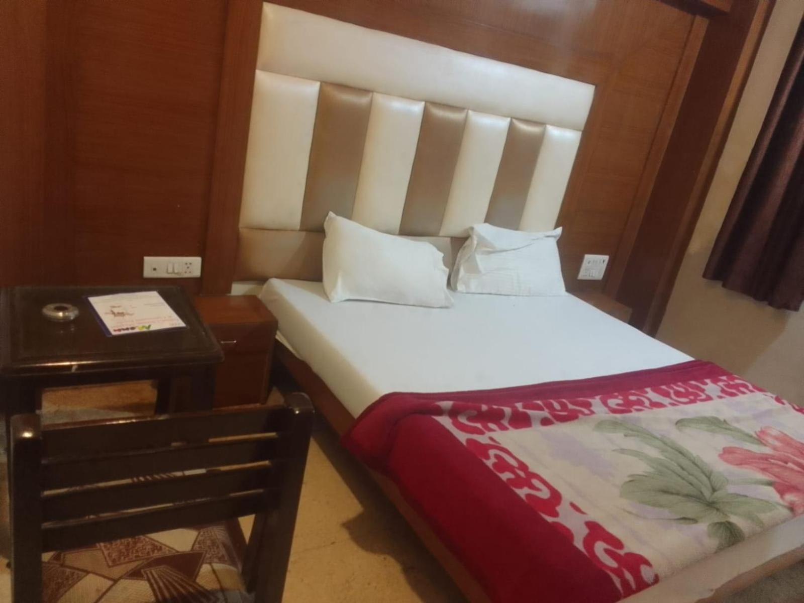 Hotel Noble Inn นิวเดลี ภายนอก รูปภาพ